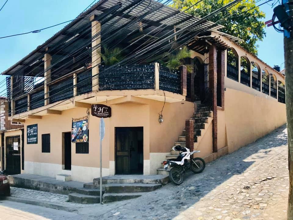Hotel El Almendro Copán 외부 사진