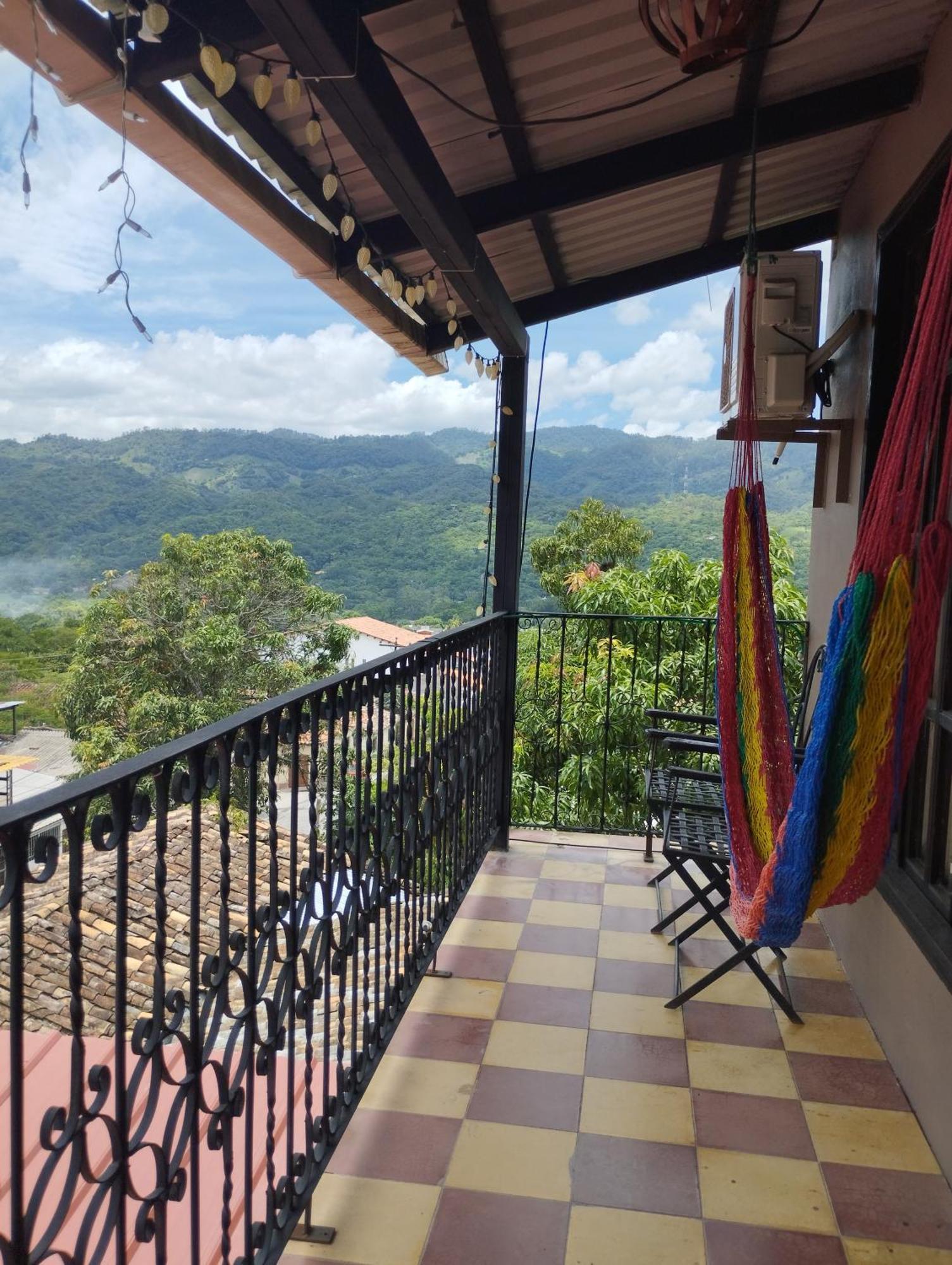 Hotel El Almendro Copán 외부 사진